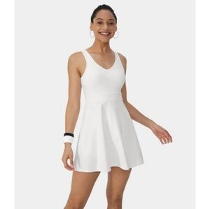 Halara v-neck two-piece side pocket tennis dress NWT